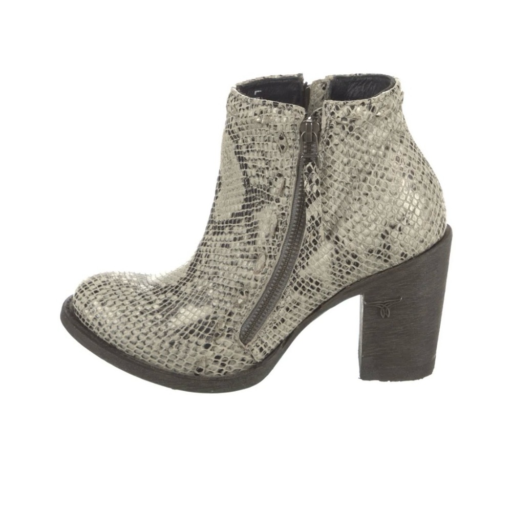 Lane boots